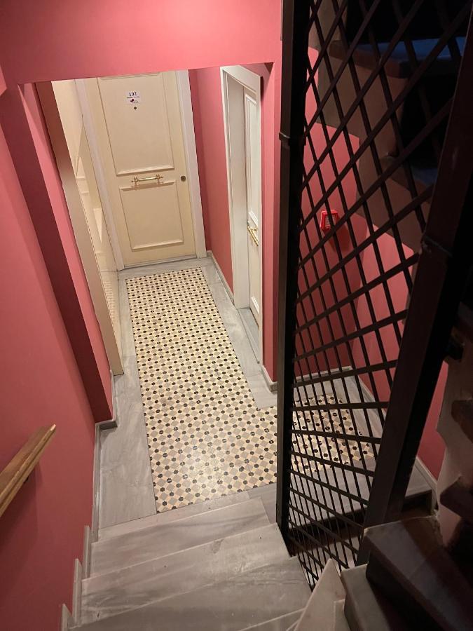 Hotel Neva Flats Taksim Estambul Exterior foto