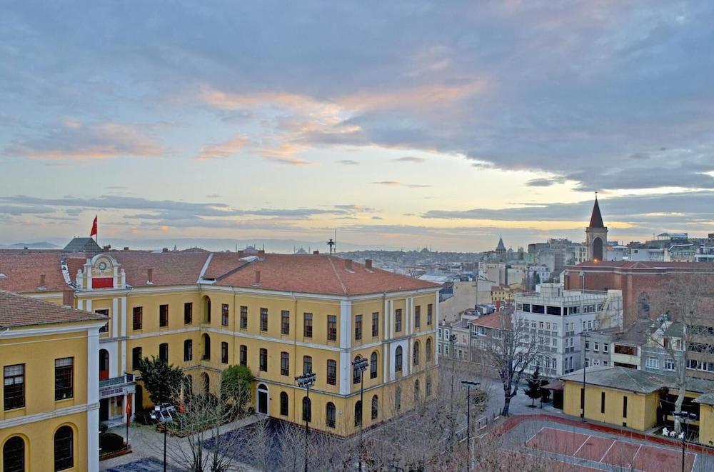 Hotel Neva Flats Taksim Estambul Exterior foto